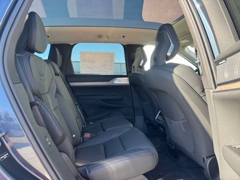 New 2025 Volvo EX90 Ultra image 23