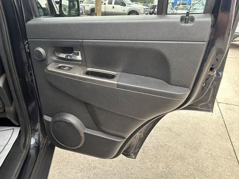 Used 2011 Jeep Liberty Limited Jet AWD/4WD image 15