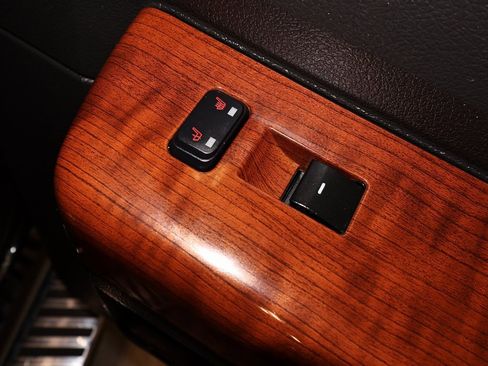 Used 2016 Ford F250 King Ranch w/ King Ranch w/Chrome Package image 19