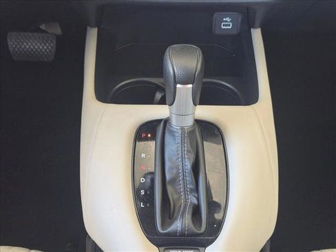 Used 2024 Honda HR-V LX image 12