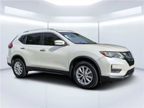 Used 2017 Nissan Rogue SV w/ Sun & Sound Touring Package AWD/4WD image 1