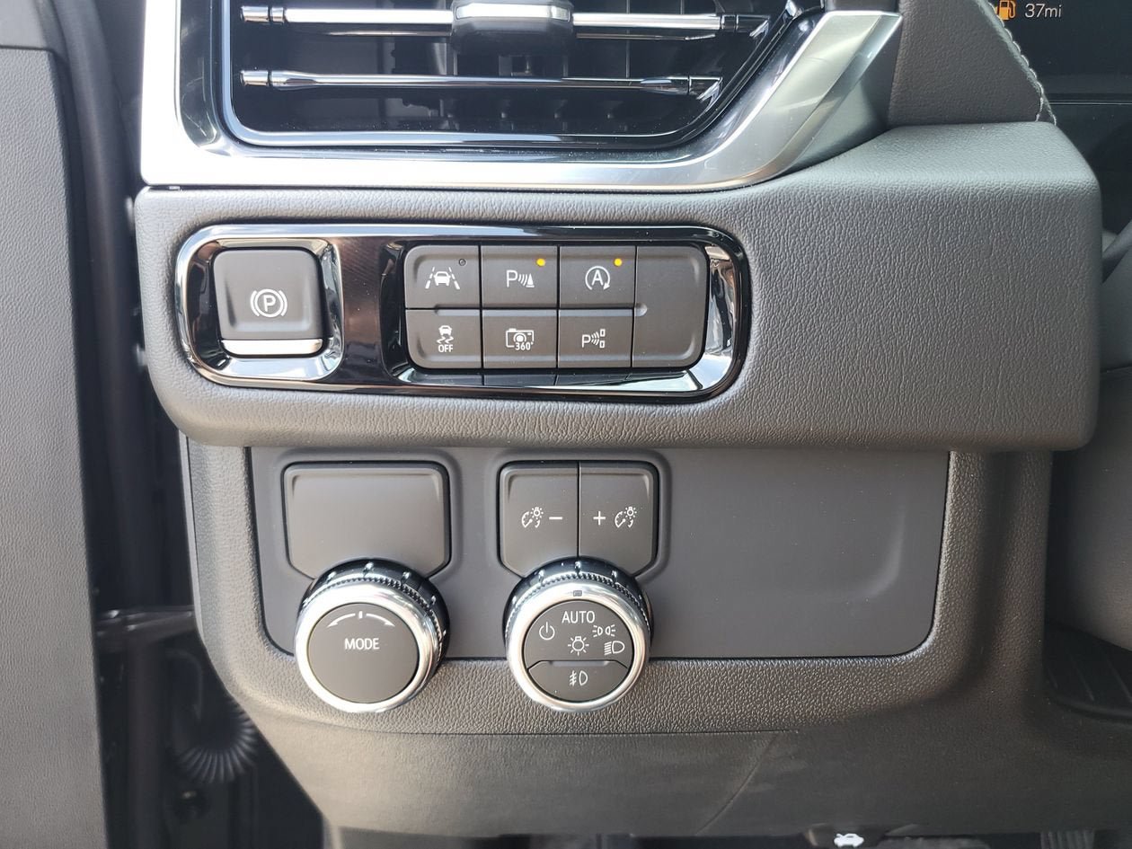 New 2026 GMC Yukon Denali RWD image 29