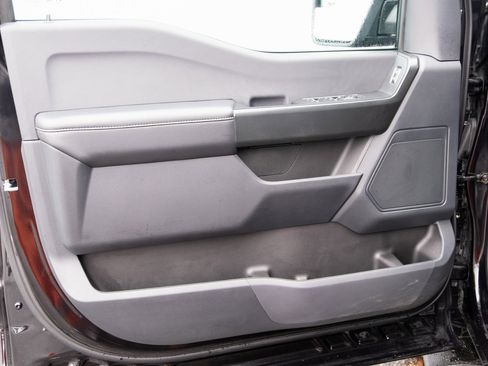 Used 2023 Ford F150 XL w/ Trailer Tow Package image 11