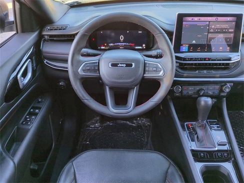 Used 2023 Jeep Compass Trailhawk w/ Trailhawk Elite Group image 15