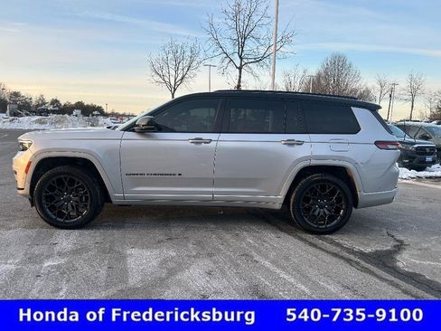 Used 2025 Jeep Grand Cherokee L Summit image 3