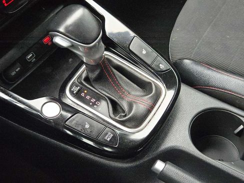 Used 2020 Kia Soul GT-Line Turbo FWD image 21