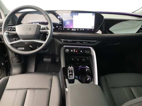 New 2025 Audi Q5 Premium image 18