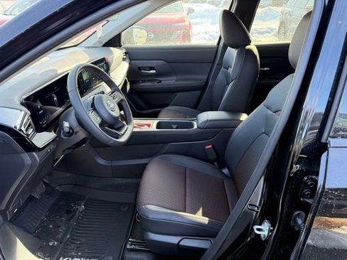 New 2026 Nissan Kicks SR w/ Illumination Package AWD/4WD image 16