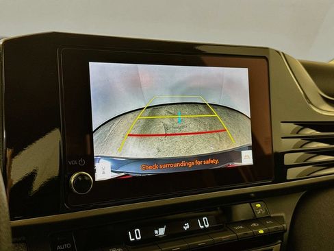 Used 2026 Toyota Camry LE w/ Preferred Package 2 (TMS) FWD image 18