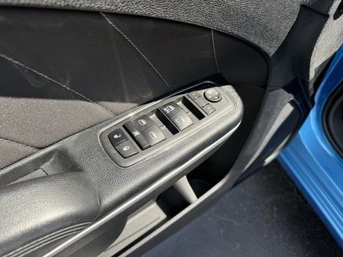 Used 2023 Dodge Charger SXT image 10