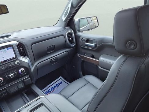 Used 2022 GMC Sierra 1500 SLT w/ SLT Convenience Package AWD/4WD image 15