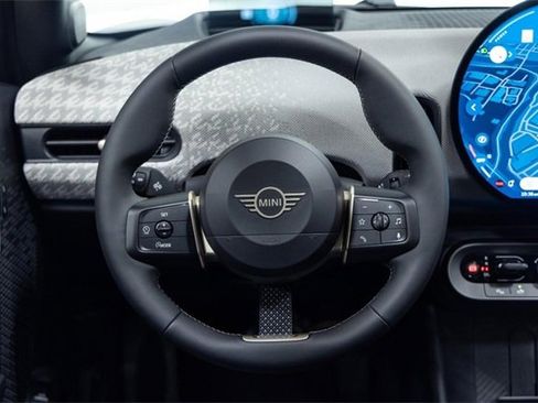 New 2025 MINI Cooper S image 14