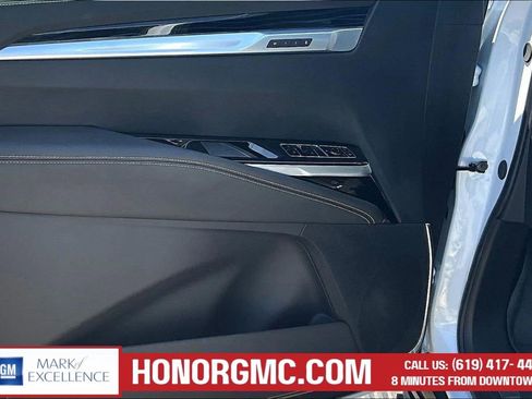 Used 2026 Cadillac Escalade Sport w/ Touring Package AWD/4WD image 18