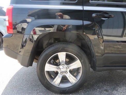 Used 2016 Jeep Patriot High Altitude AWD/4WD image 35