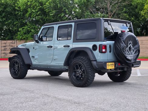 Used 2024 Jeep Wrangler Unlimited Sport AWD/4WD image 5