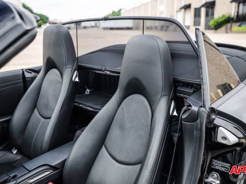 Used 2010 Porsche 911 Carrera RWD image 19