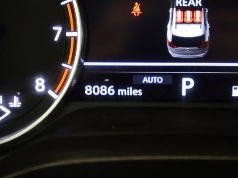 Used 2025 Nissan Rogue S image 15