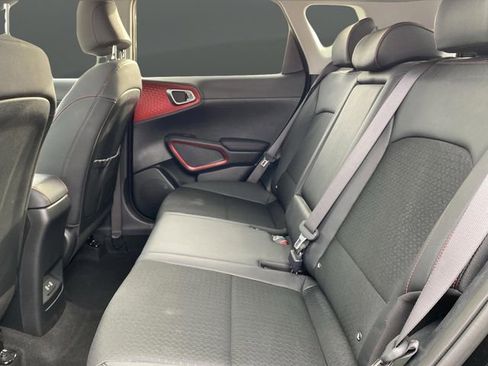 Certified 2023 Kia Soul GT-Line image 27