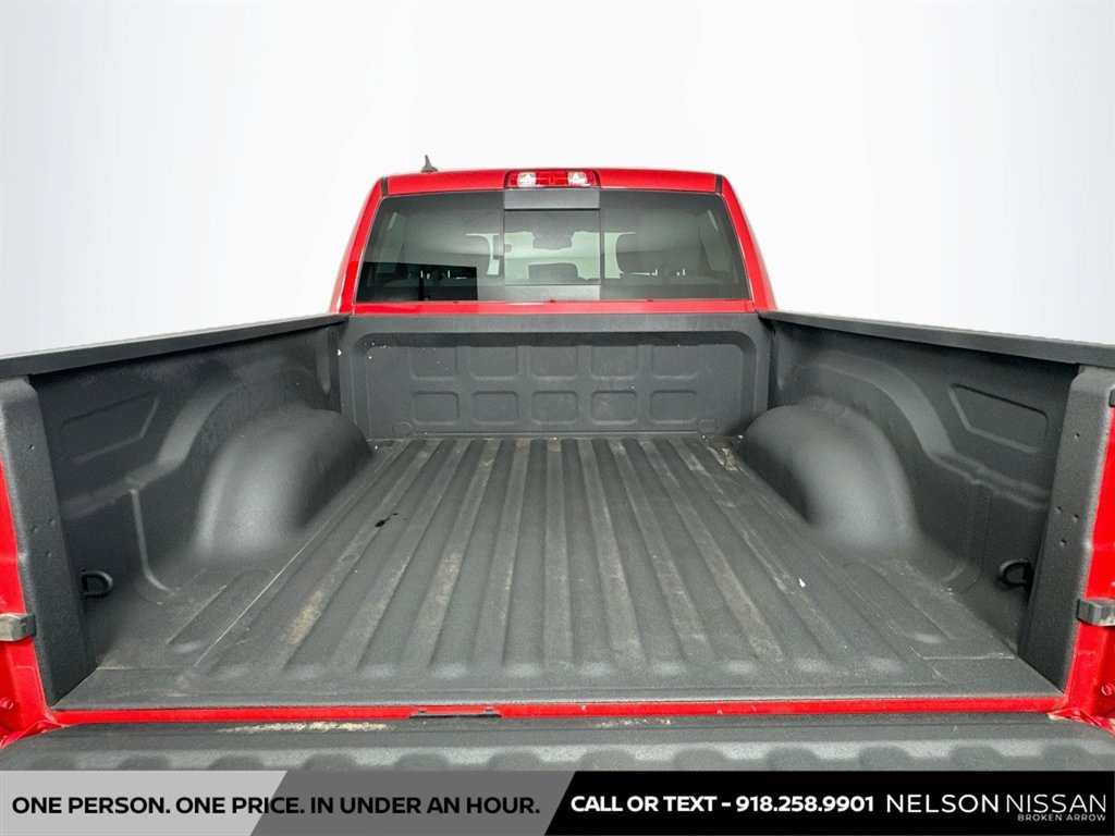 Used 2019 RAM 1500 Classic SLT w/ Luxury Group AWD/4WD image 24