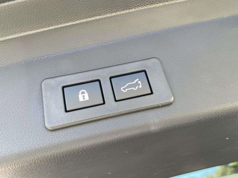 Certified 2025 Subaru Ascent Premium w/ Popular Package #2 image 11