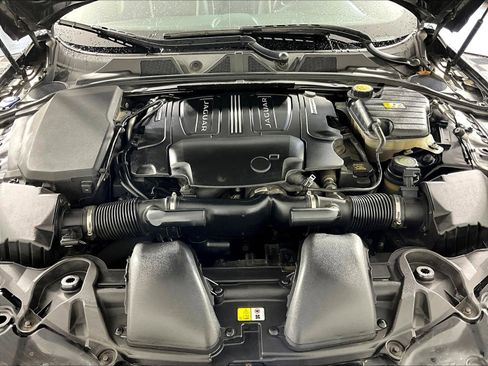 Used 2015 Jaguar XF Portfolio AWD/4WD image 27
