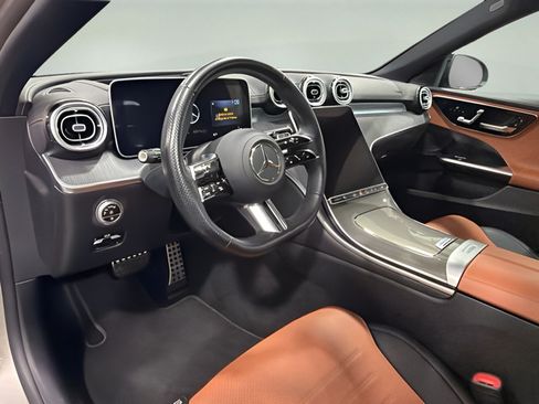 Used 2023 Mercedes-Benz C 300 Sedan image 12