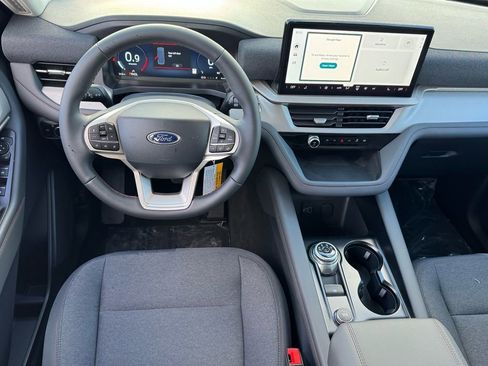 New 2026 Ford Explorer Active image 13