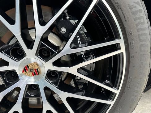 Certified 2026 Porsche Cayenne S AWD/4WD image 16