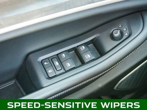 Used 2022 Jeep Grand Cherokee L Limited image 31