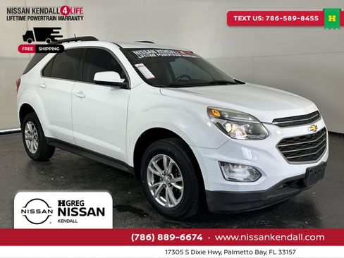 Used 2017 Chevrolet Equinox LT w/ Convenience Package image 2