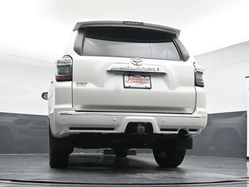 Used 2023 Toyota 4Runner Limited AWD/4WD image 37