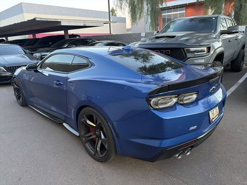 Used 2022 Chevrolet Camaro SS image 5