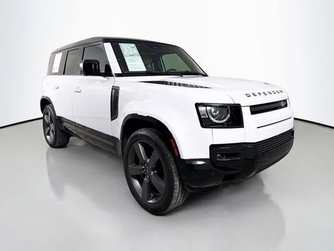 Certified 2023 Land Rover Defender 110 V8 AWD/4WD image 3