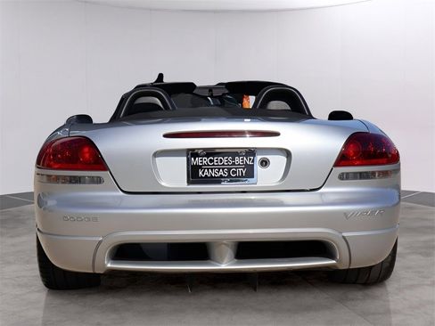Used 2003 Dodge Viper SRT-10 image 6
