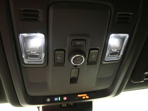 New 2025 Chevrolet Tahoe Premier image 34