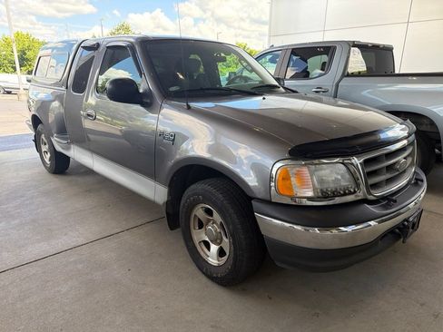 Used 2003 Ford F150 XLT RWD image 1