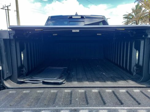 Used 2022 RAM 1500 Limited AWD/4WD image 11