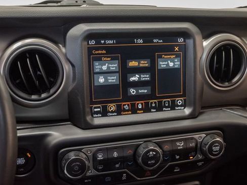Used 2023 Jeep Wrangler Unlimited w/ Cold Weather Group AWD/4WD image 18