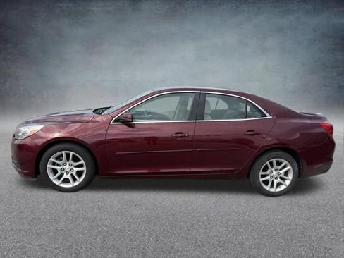Used 2015 Chevrolet Malibu LT w/ Power Convenience Package FWD image 10