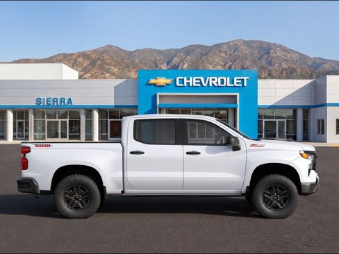 New 2026 Chevrolet Silverado 1500 Custom Trail Boss w/ Turbomax Blackout Package AWD/4WD image 2