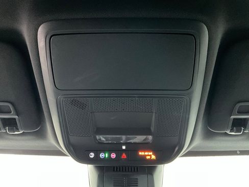 Used 2025 Chevrolet Equinox LT image 16