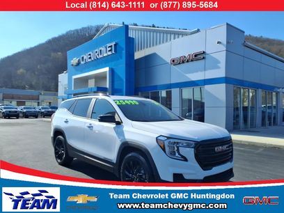 Used 2024 GMC Terrain SLE w/ Driver Convenience Package