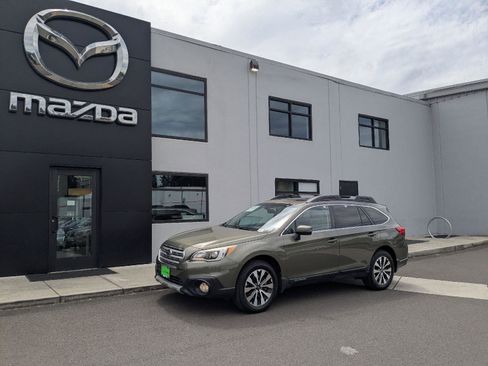 Used 2015 Subaru Outback 2.5i Limited AWD/4WD image 1