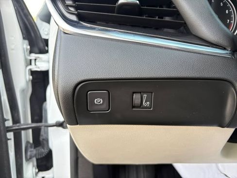 Used 2024 Buick Enclave Essence w/ LPO, Floor Liner Package AWD/4WD image 21