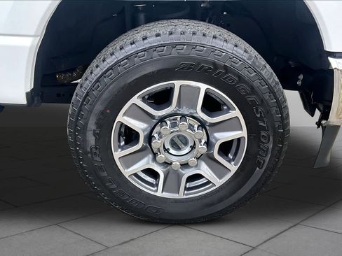 Used 2023 Ford F250 Lariat w/ Lariat Ultimate Package AWD/4WD image 11
