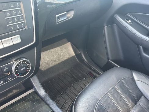 Used 2017 Mercedes-Benz GLE 350 4MATIC image 73