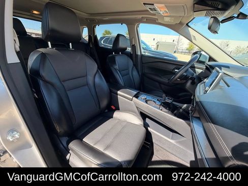 Used 2024 Nissan Rogue SV w/ SV Premium Package AWD/4WD image 26