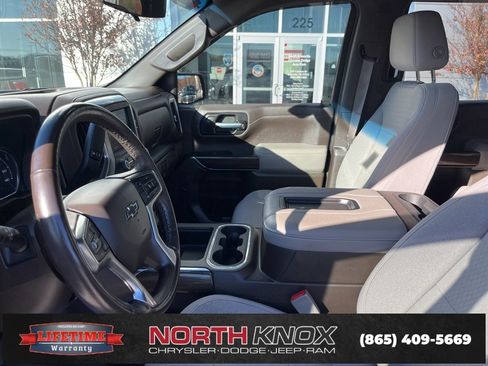 Used 2021 Chevrolet Silverado 1500 RST w/ Z71 Off-Road Package image 3