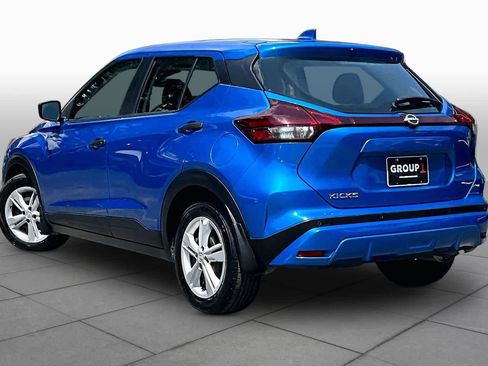 Used 2023 Nissan Kicks S FWD image 12