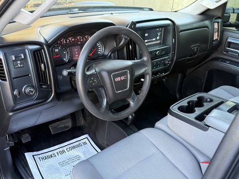 Used 2017 GMC Sierra 3500 4x4 Crew Cab image 17